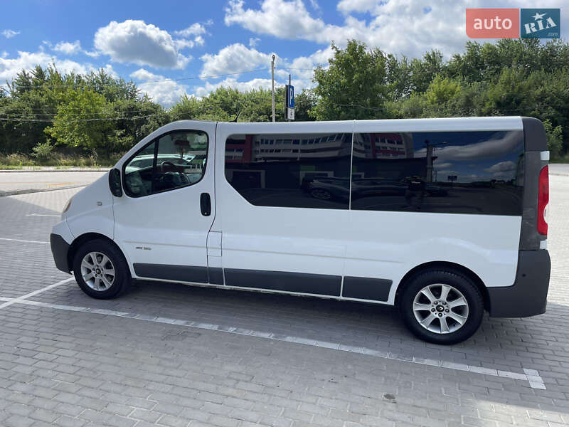 Мінівен Renault Trafic 2010 в Кременці фото Мінівен Renault Trafic 2010 в Кременці