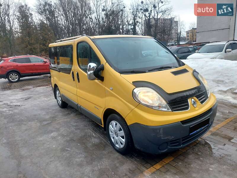 Мінівен Renault Trafic 2007 в Львові