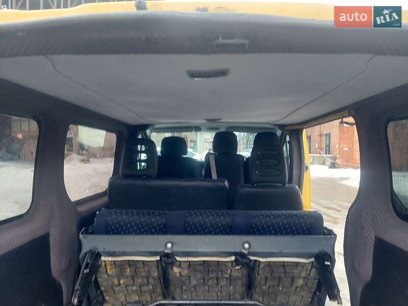 Мінівен Renault Trafic 2007 в Львові