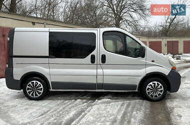 Минивэн Renault Trafic 2003 в Каменец-Подольском