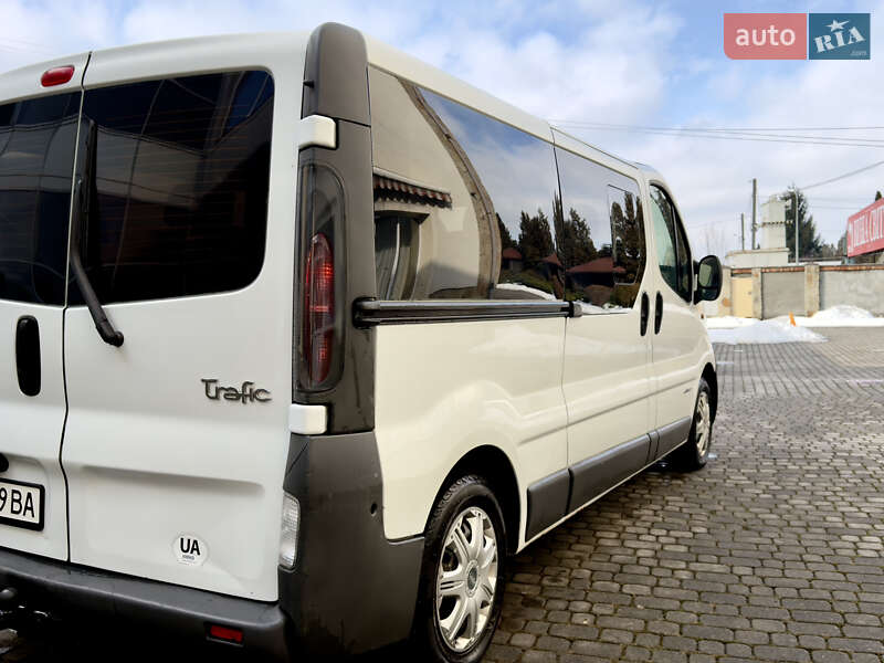Минивэн Renault Trafic 2004 в Львове