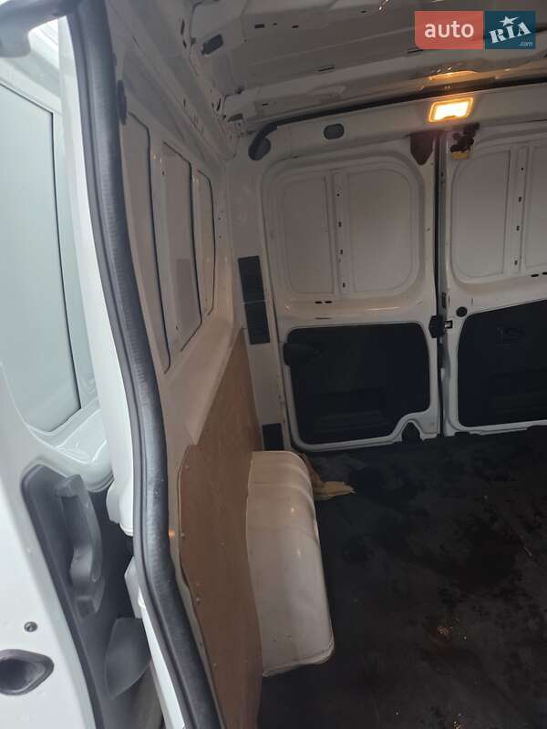 Микроавтобус грузовой (до 3,5т) Renault Trafic 2018 в Броварах фото 17 Микроавтобус грузовой (до 3,5т) Renault Trafic 2018 в Броварах