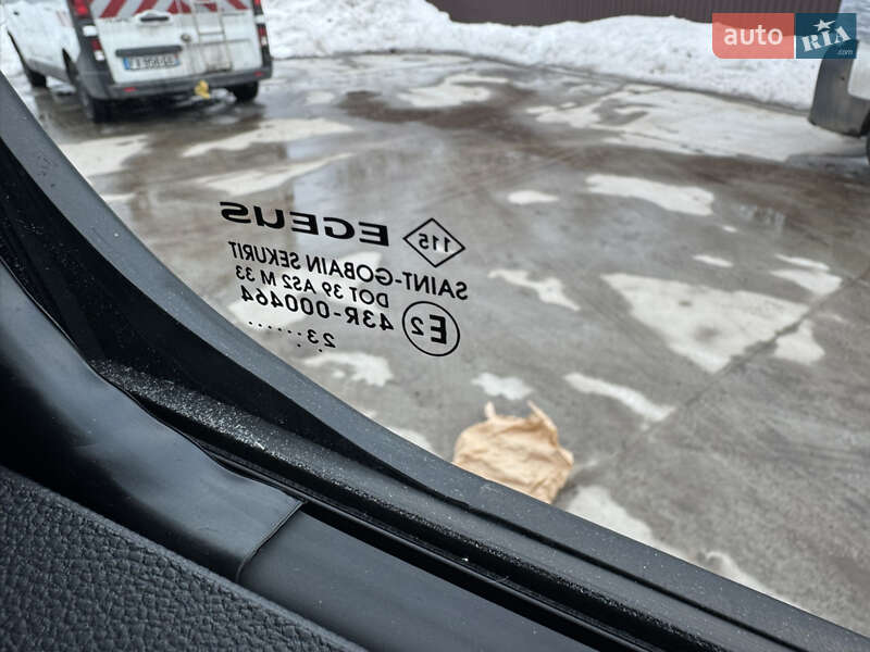 Грузовой фургон Renault Trafic 2023 в Дубно фото 38 Грузовой фургон Renault Trafic 2023 в Дубно