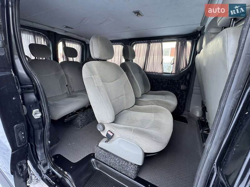 Минивэн Renault Trafic 2008 в Луцке