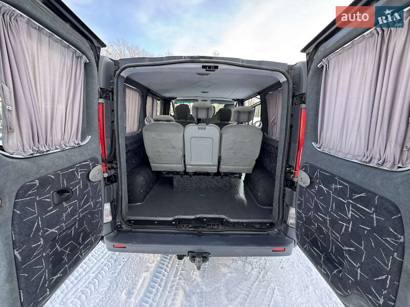 Минивэн Renault Trafic 2008 в Луцке