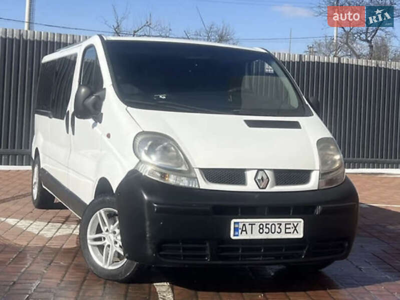 Минивэн Renault Trafic 2006 в Стрые фото Минивэн Renault Trafic 2006 в Стрые