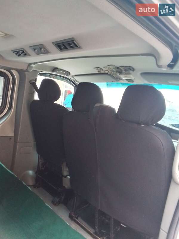 Минивэн Renault Trafic 2010 в Славском фото 5 Минивэн Renault Trafic 2010 в Славском