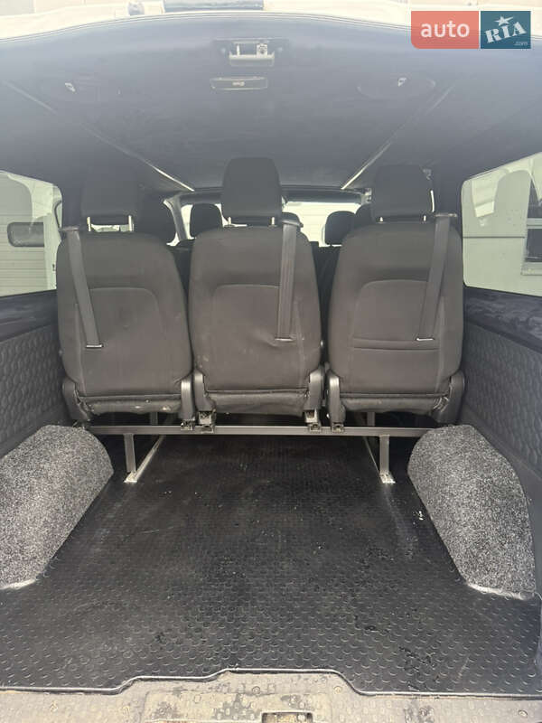 Минивэн Renault Trafic 2023 в Ивано-Франковске