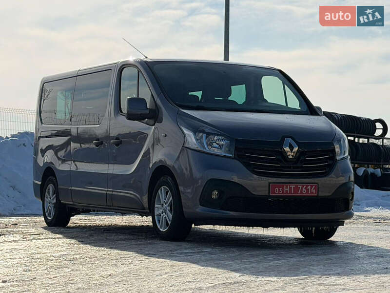 Минивэн Renault Trafic 2018 в Луцке
