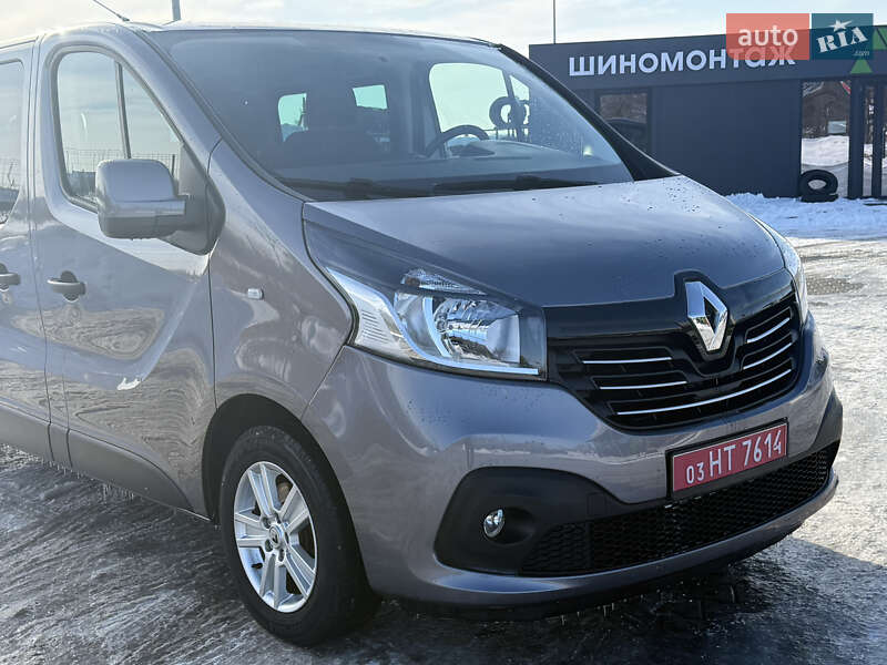 Минивэн Renault Trafic 2018 в Луцке