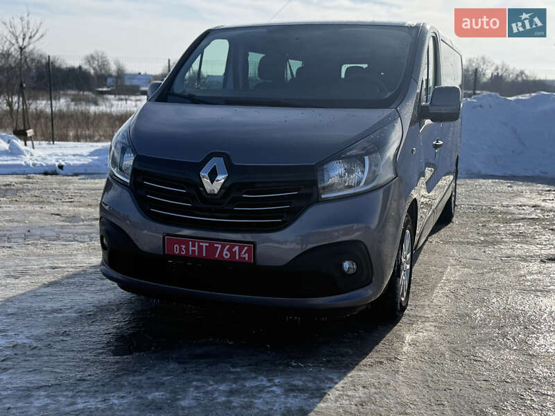 Минивэн Renault Trafic 2018 в Луцке