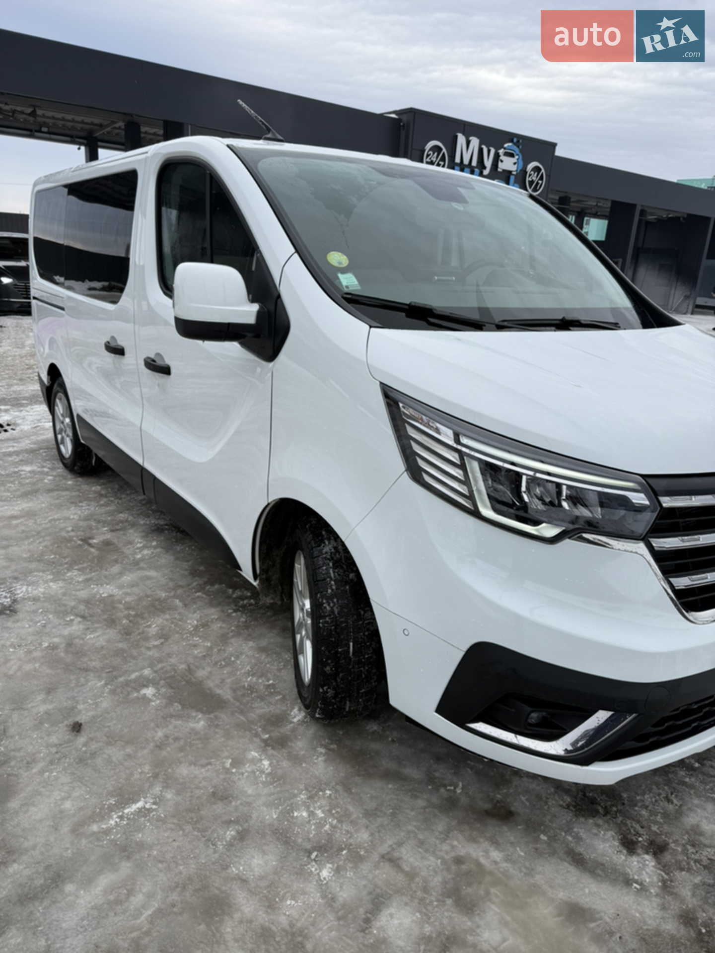 2022 Renault Trafic - мініатюра 3