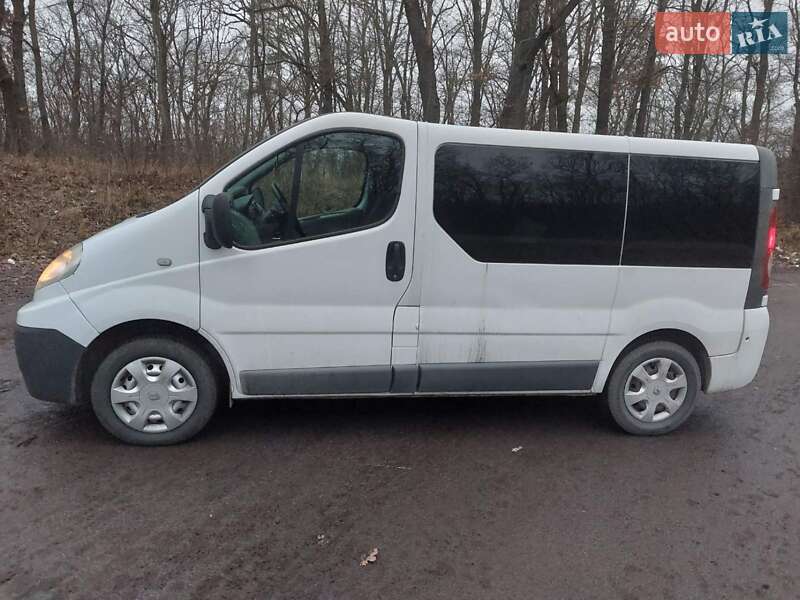 Минивэн Renault Trafic 2013 в Луцке фото 30 Минивэн Renault Trafic 2013 в Луцке