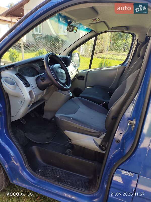 Минивэн Renault Trafic 2004 в Львове