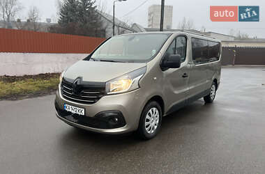 Мінівен Renault Trafic 2015 в Києві