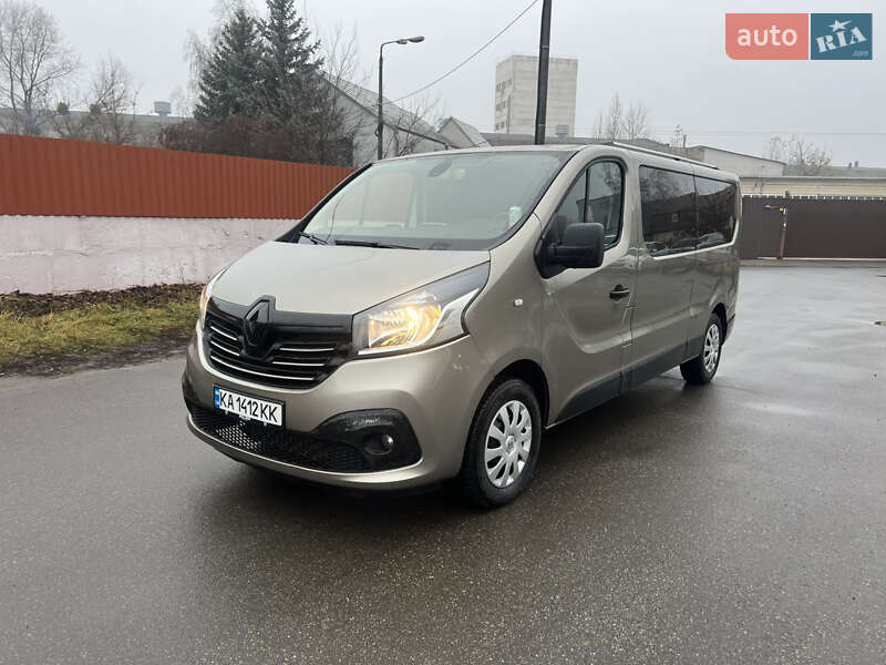 Renault Trafic 2015