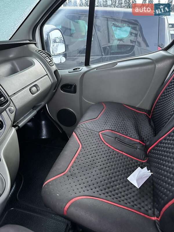 Вантажний фургон Renault Trafic 2013 в Луцьку