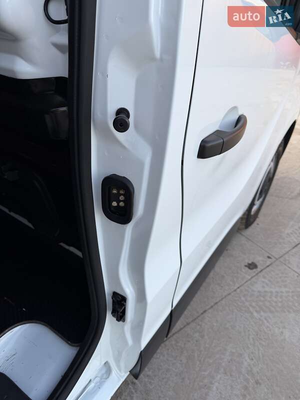 Грузовой фургон Renault Trafic 2021 в Луцке