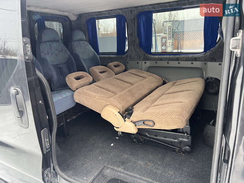 Минивэн Renault Trafic 2001 в Баре