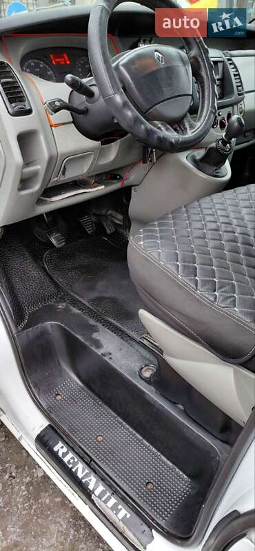 Мікроавтобус Renault Trafic 2006 в Одесі