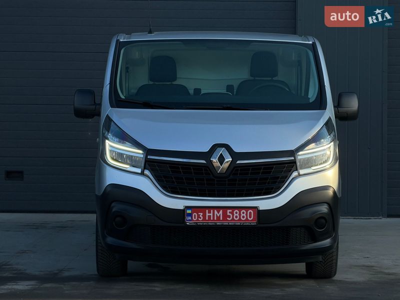 Вантажний фургон Renault Trafic 2020 в Дубні