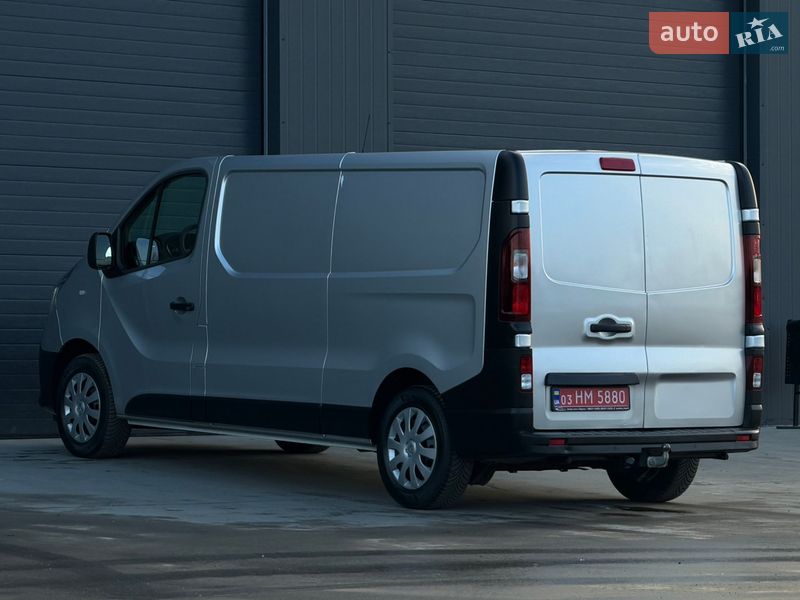 Вантажний фургон Renault Trafic 2020 в Дубні