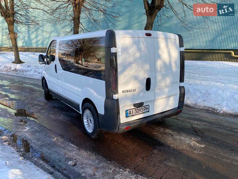 Мінівен Renault Trafic 2004 в Житомирі