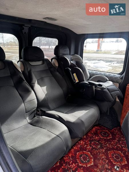 Мікроавтобус Renault Trafic 2010 в Іллінцях