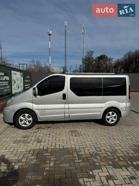 Минивэн Renault Trafic 2009 в Шаргороде