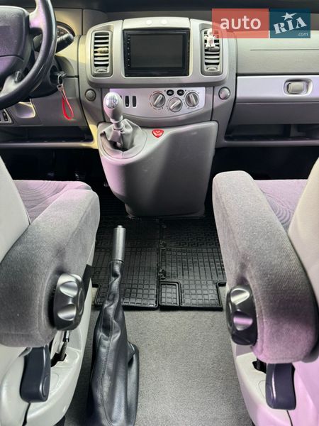 Минивэн Renault Trafic 2009 в Шаргороде