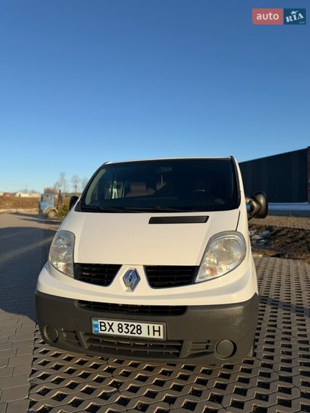 Мінівен Renault Trafic 2007 в Хмельницькому