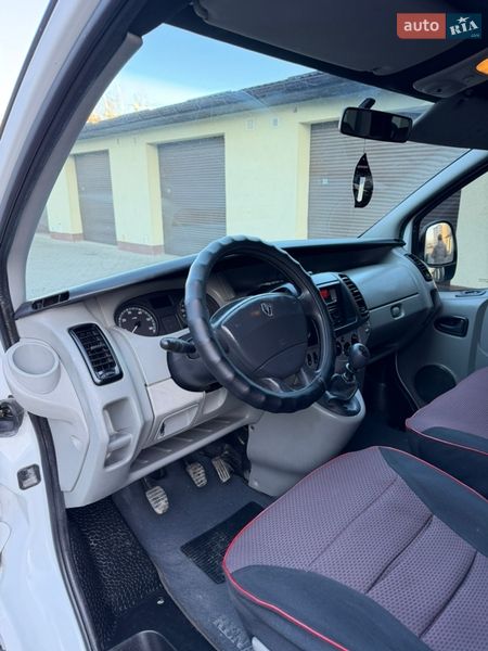 Мінівен Renault Trafic 2007 в Хмельницькому