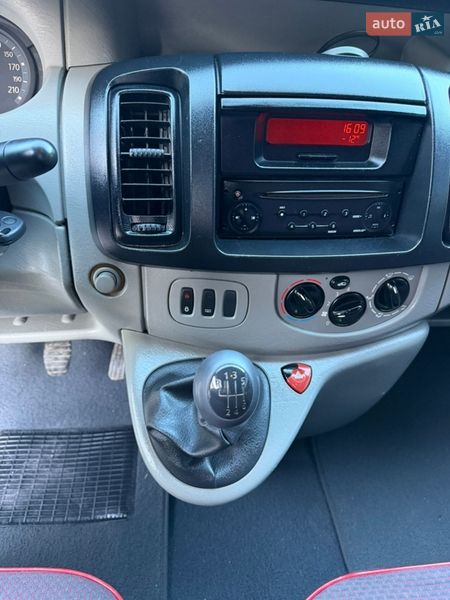 Мінівен Renault Trafic 2007 в Хмельницькому