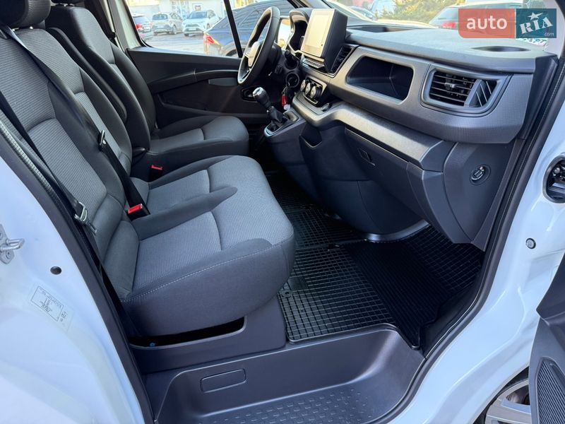 Грузовой фургон Renault Trafic 2025 в Дубно