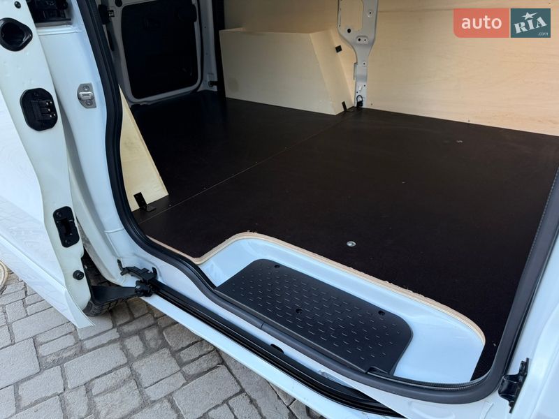 Грузовой фургон Renault Trafic 2025 в Дубно