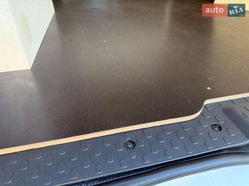 Грузовой фургон Renault Trafic 2025 в Дубно