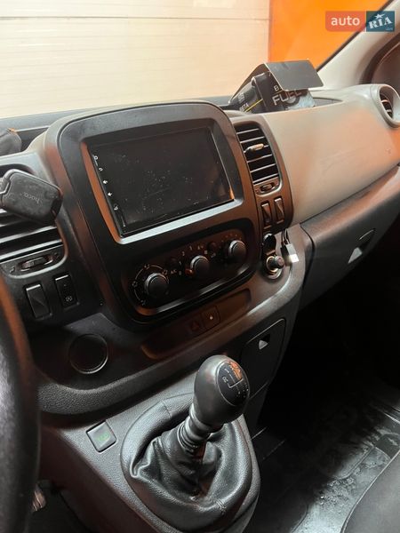 Минивэн Renault Trafic 2017 в Харькове фото 10 Минивэн Renault Trafic 2017 в Харькове