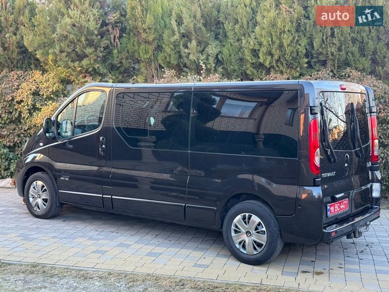 Минивэн Renault Trafic 2010 в Луцке