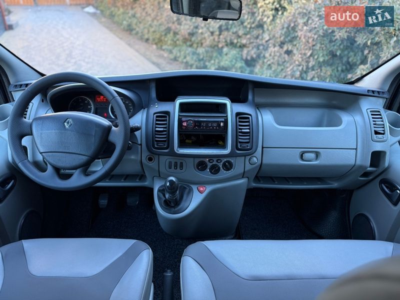 Минивэн Renault Trafic 2010 в Луцке