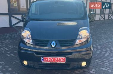 Грузопассажирский фургон Renault Trafic 2014 в Ровно