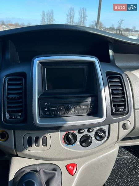 Минивэн Renault Trafic 2011 в Коломые