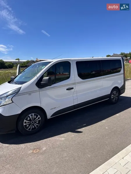 Renault Trafic 2015