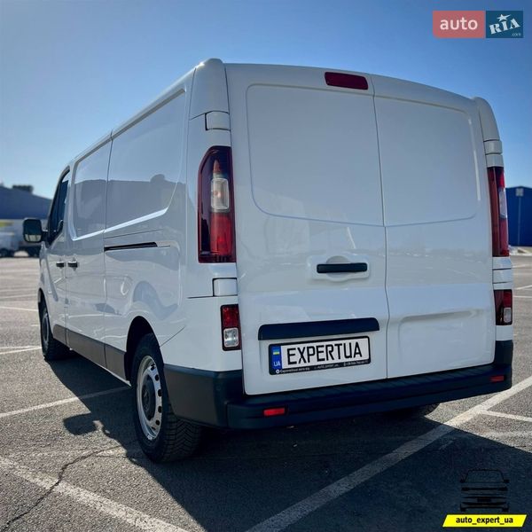 Грузовой фургон Renault Trafic 2022 в Киеве