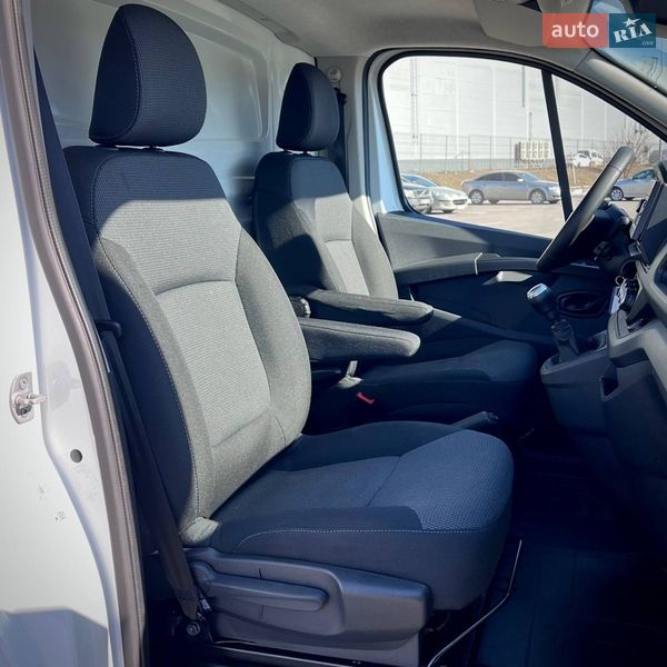 Грузовой фургон Renault Trafic 2022 в Киеве