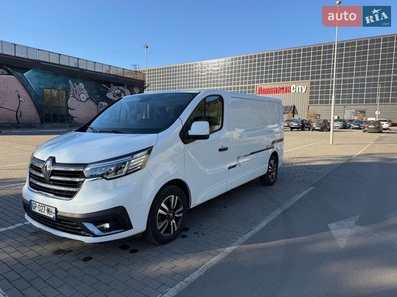 Renault Trafic 2023