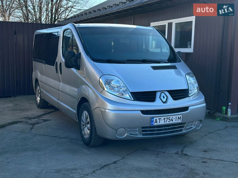 Мінівен Renault Trafic 2007 в Івано-Франківську