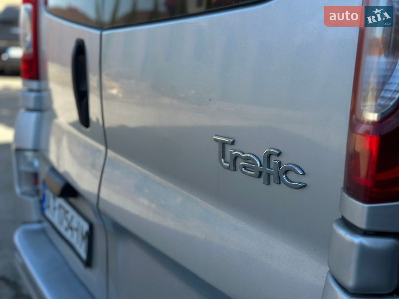 Мінівен Renault Trafic 2007 в Івано-Франківську