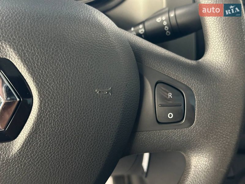 Минивэн Renault Trafic 2015 в Львове