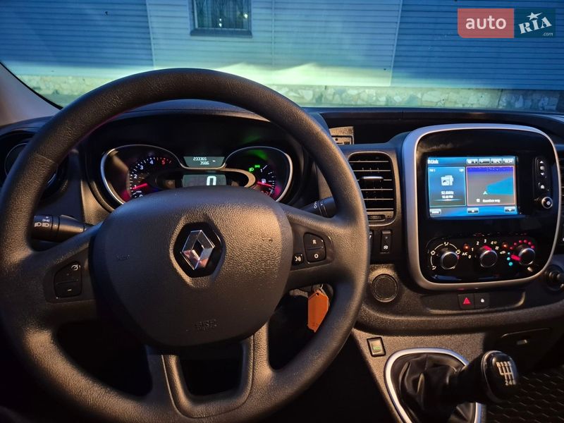 Грузопассажирский фургон Renault Trafic 2021 в Ровно