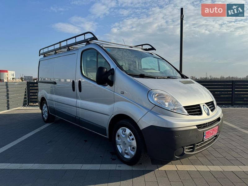 Грузовой фургон Renault Trafic 2013 в Мукачево